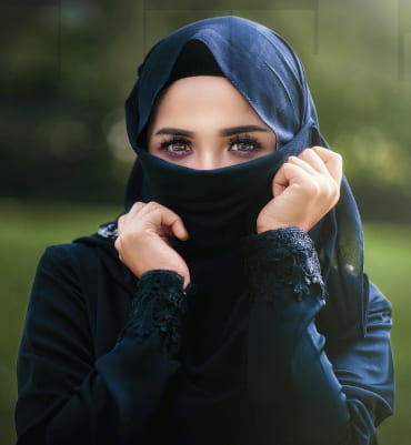 Hot Arab girl with a black face covering